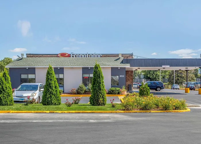 Econo Lodge Shorewood